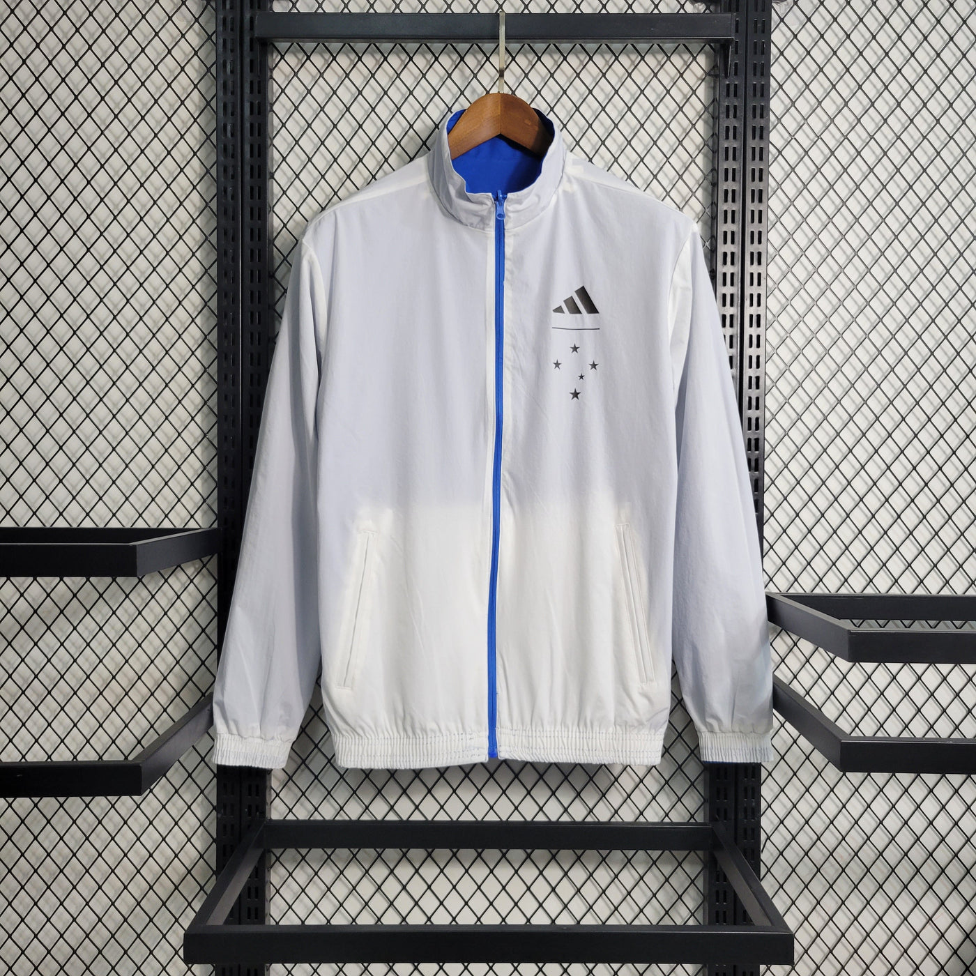 Cruzeiro 23/24 Reversible Windbreaker