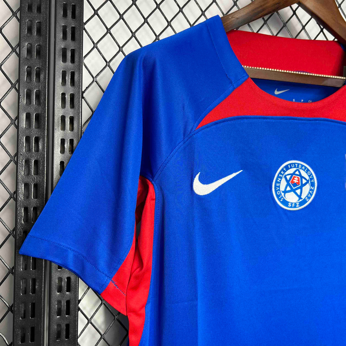 Slovakia Euros 24/25 Home (Fan), Detail