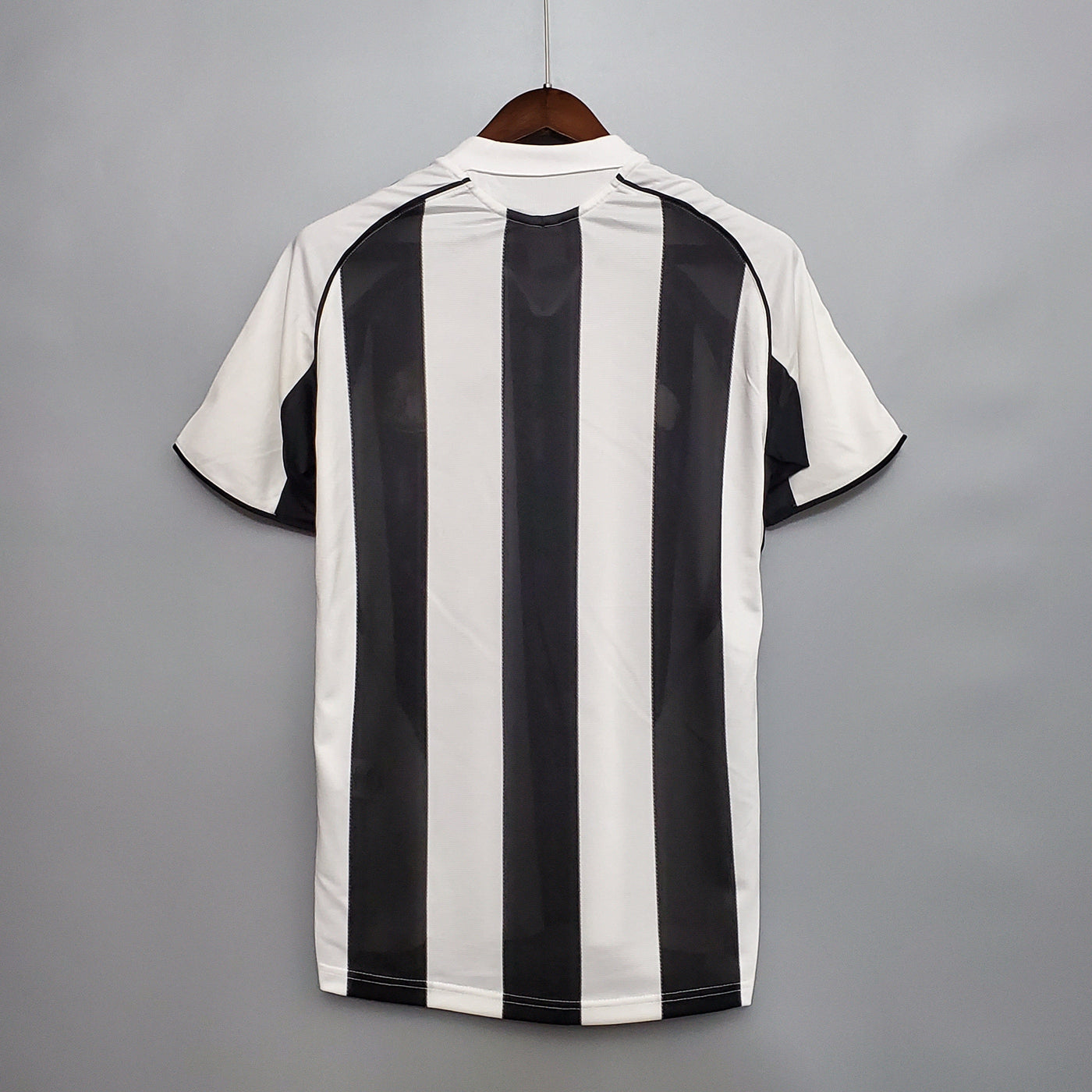 Newcastle United Retro 05/06 Home (Fan)