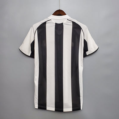 Newcastle United Retro 05/06 Home (Fan)