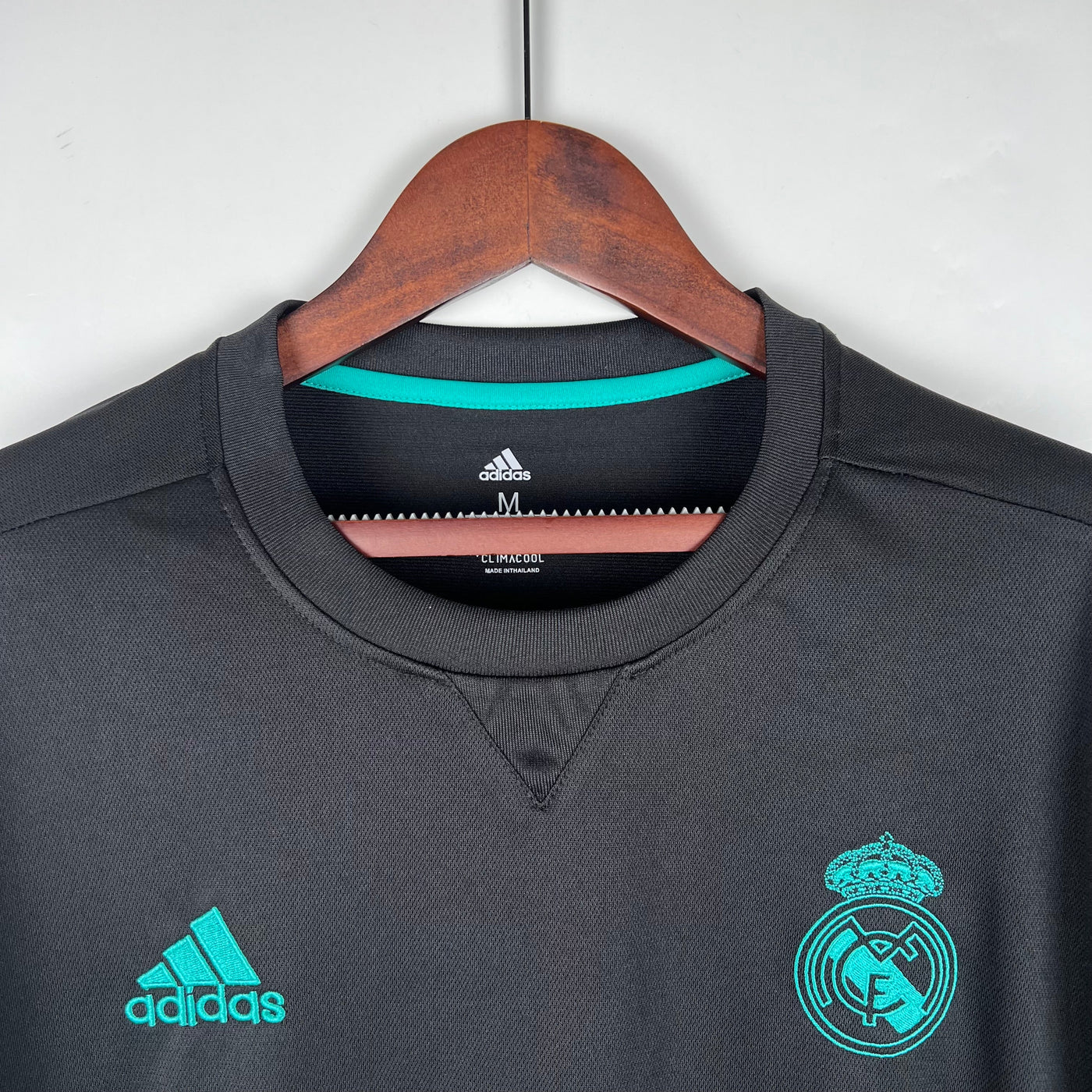 Real Madrid Retro 17/18 Long-Sleeve Away (Fan)