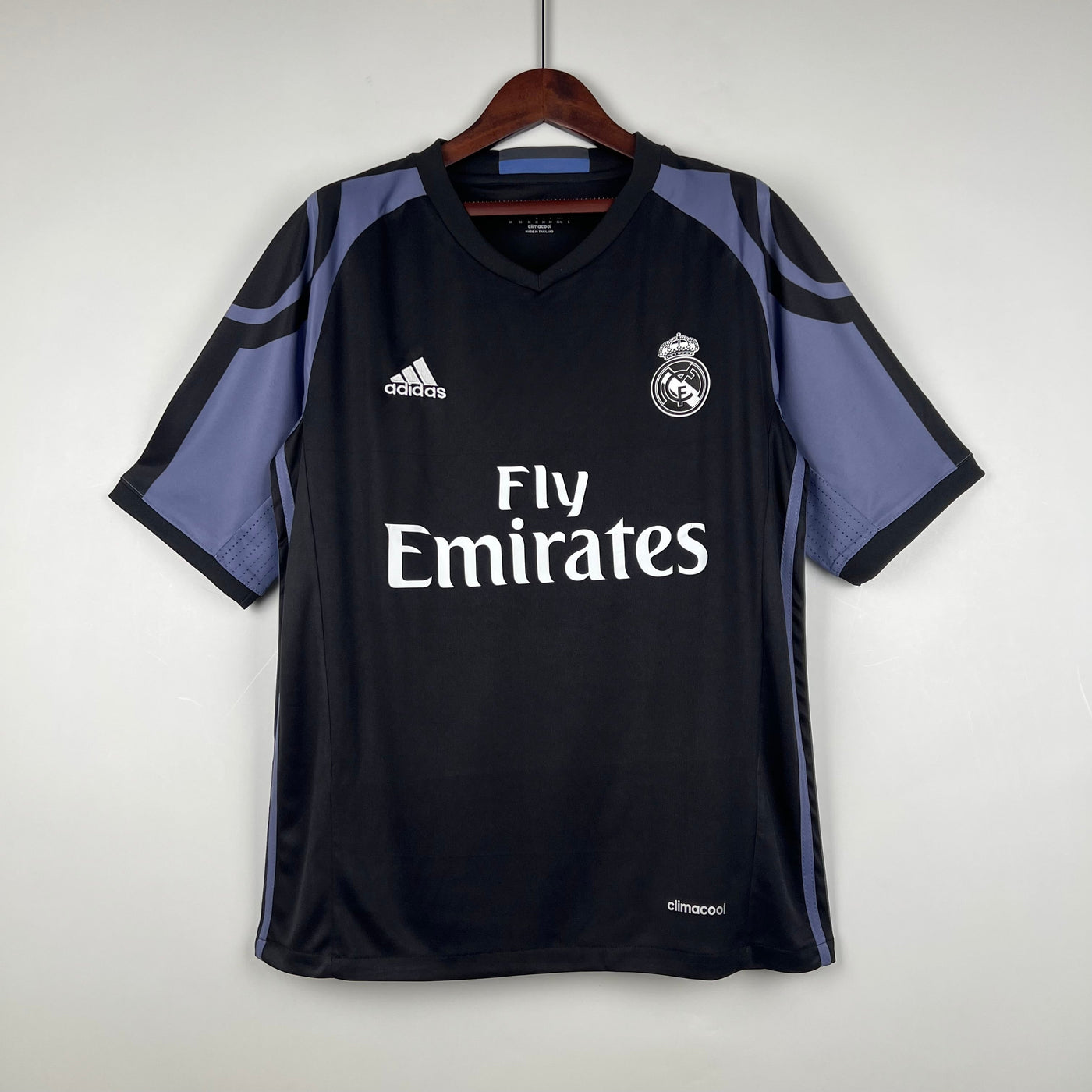 Real Madrid Retro 16/17 Third Away (Fan)