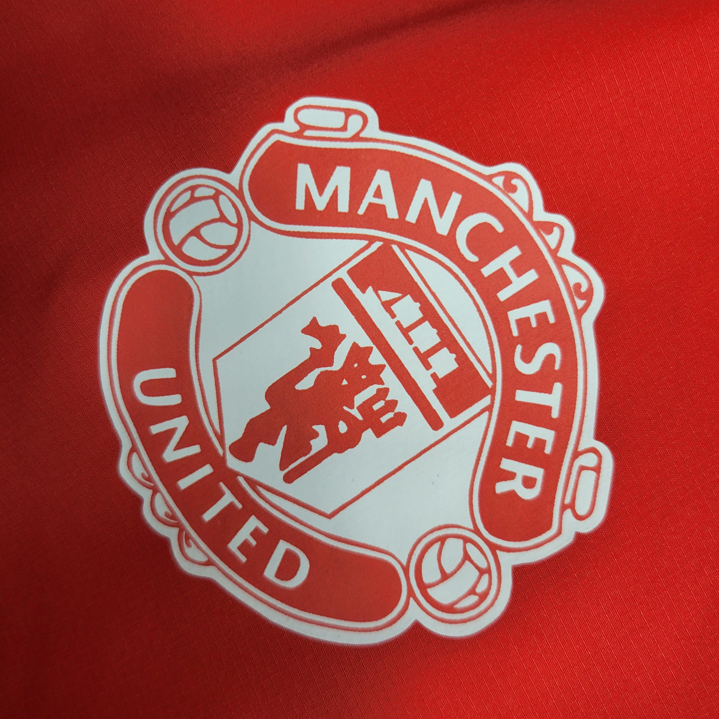 Manchester United 23/24 Windbreaker (Fan)