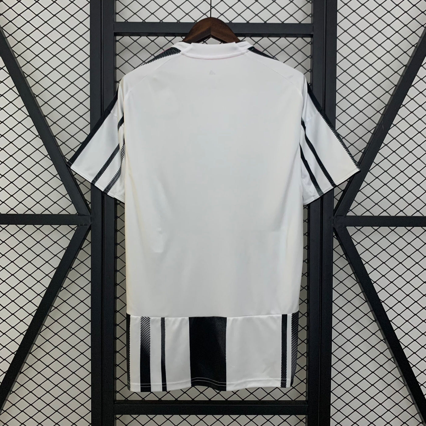 Juventus 25/26 Home Unsponsered (Fan)