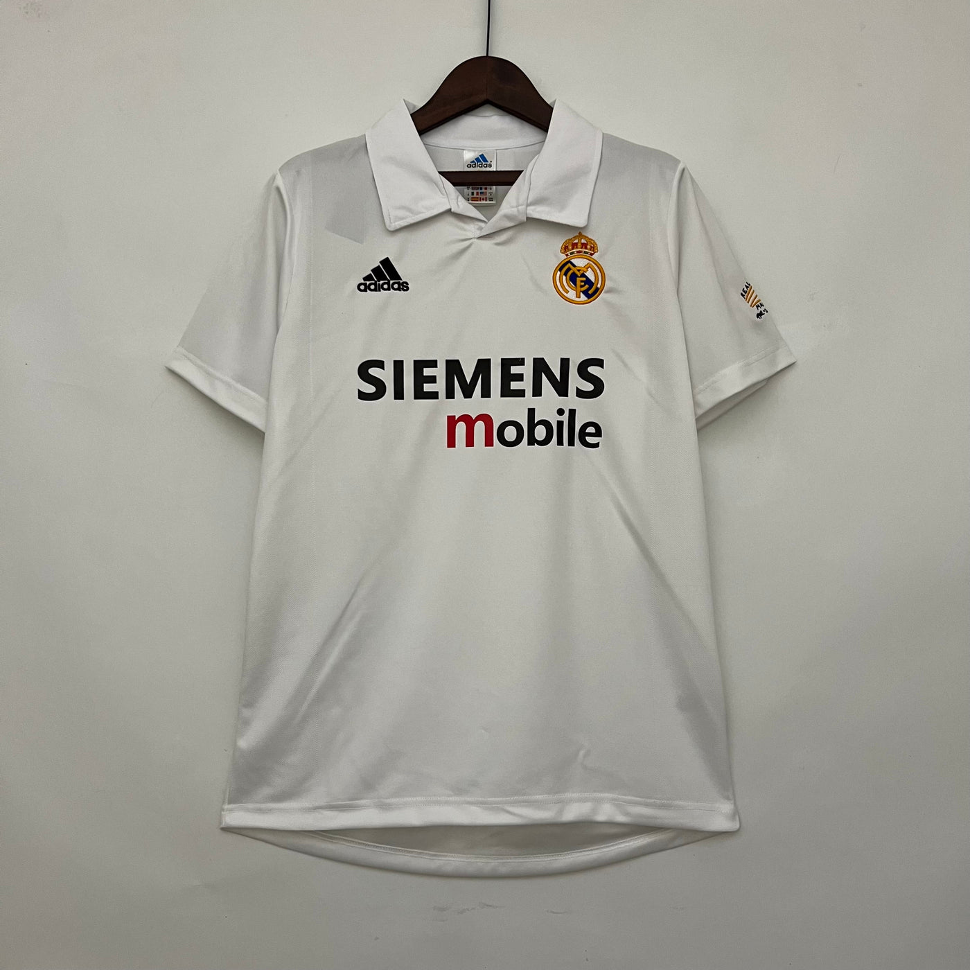 Real Madrid Retro 02/03 Home (Fan)