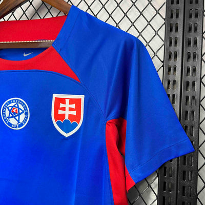 Slovakia Euros 24/25 Home (Fan), Badge