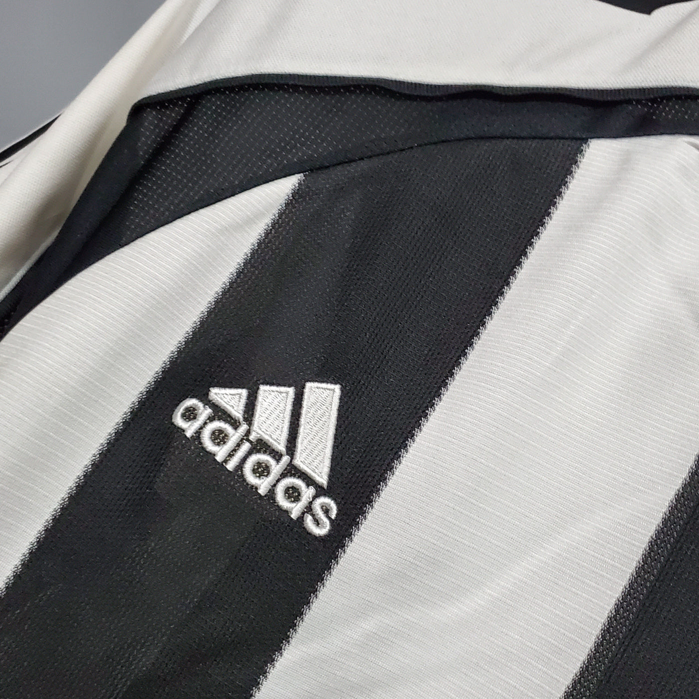Newcastle United Retro 05/06 Home (Fan)