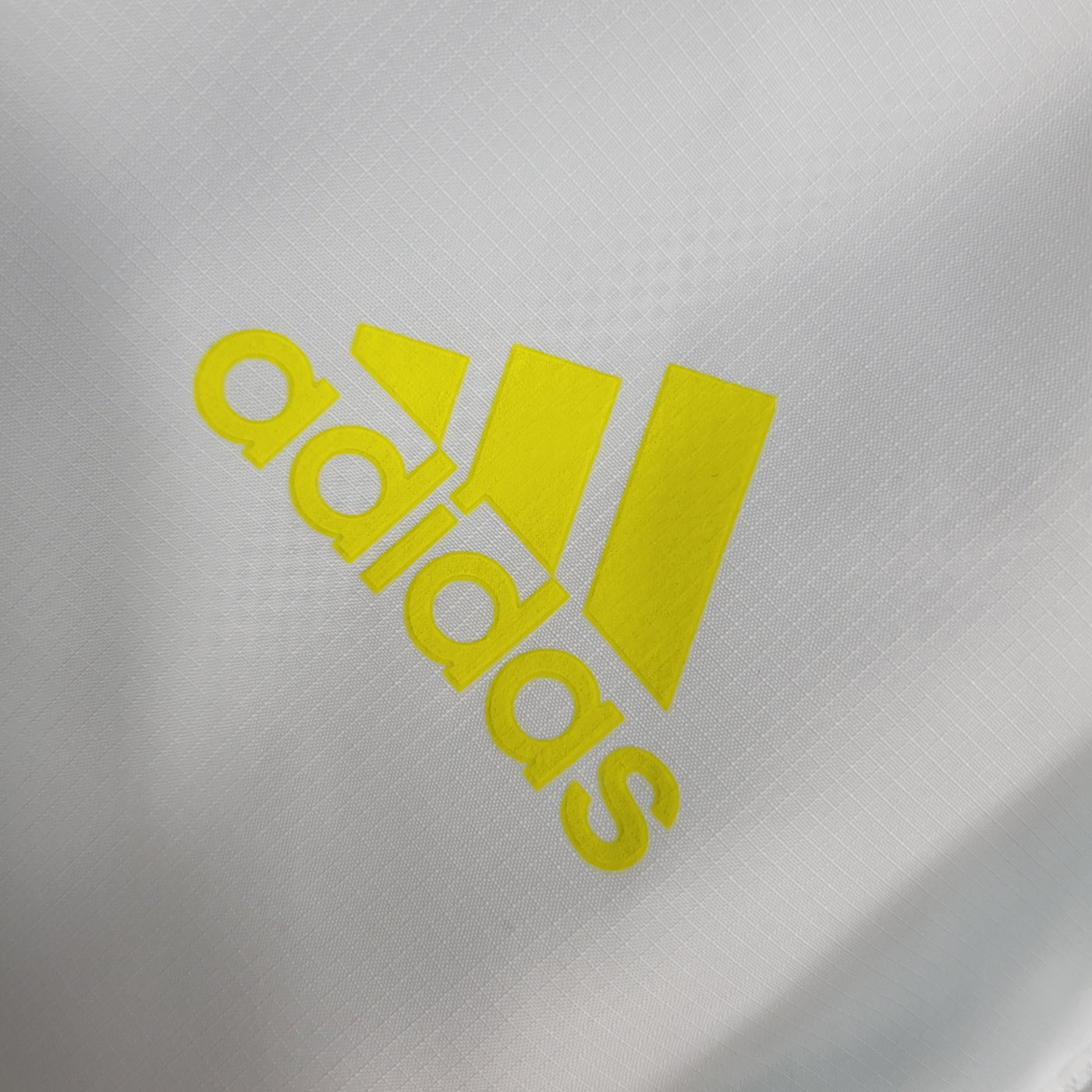 Real Madrid 23/24 Windbreaker (Fan)