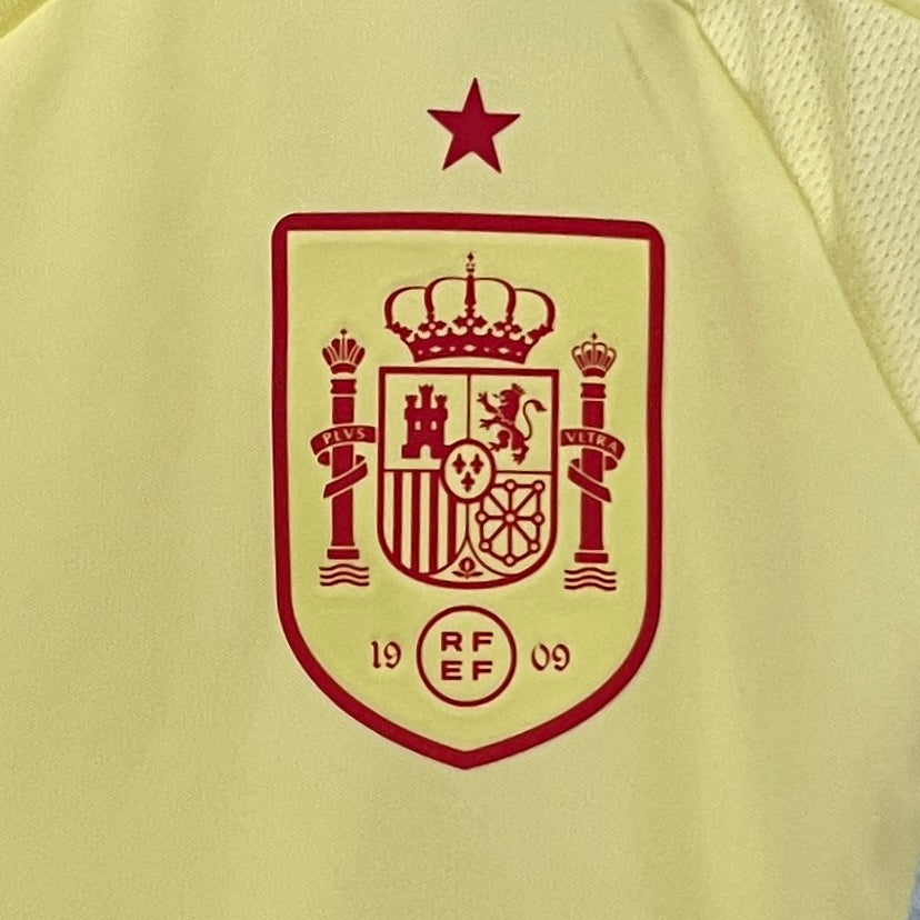 Spain Euros 24/25 Away (Fan), Badge
