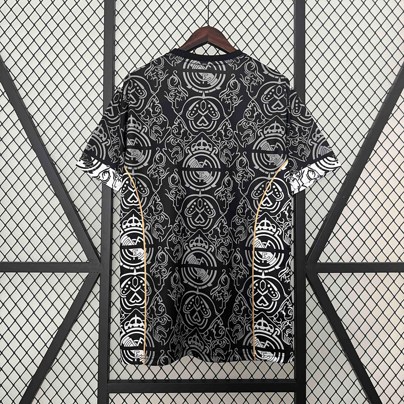 Real Madrid 24/25 Mulitcolor Black (Fan)