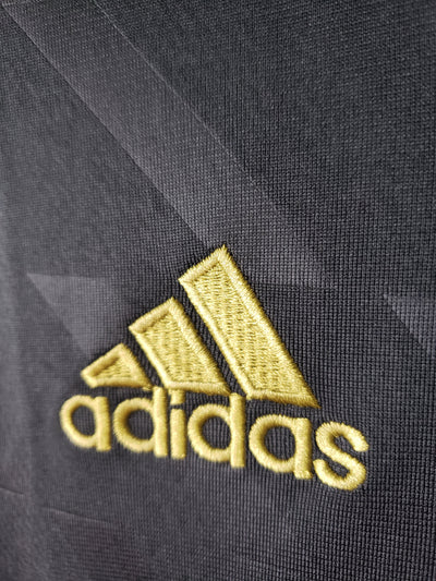 Real Madrid Retro 2012 Black (Fan)