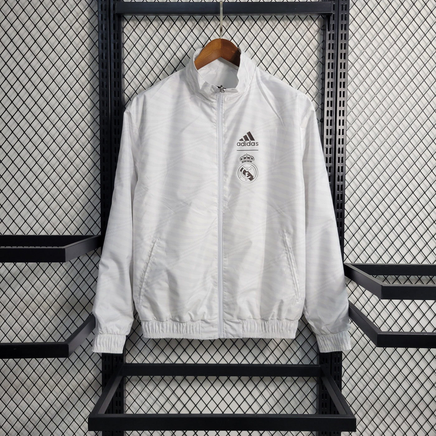 Real Madrid 23/24 Reversible Windbreaker (Fan)