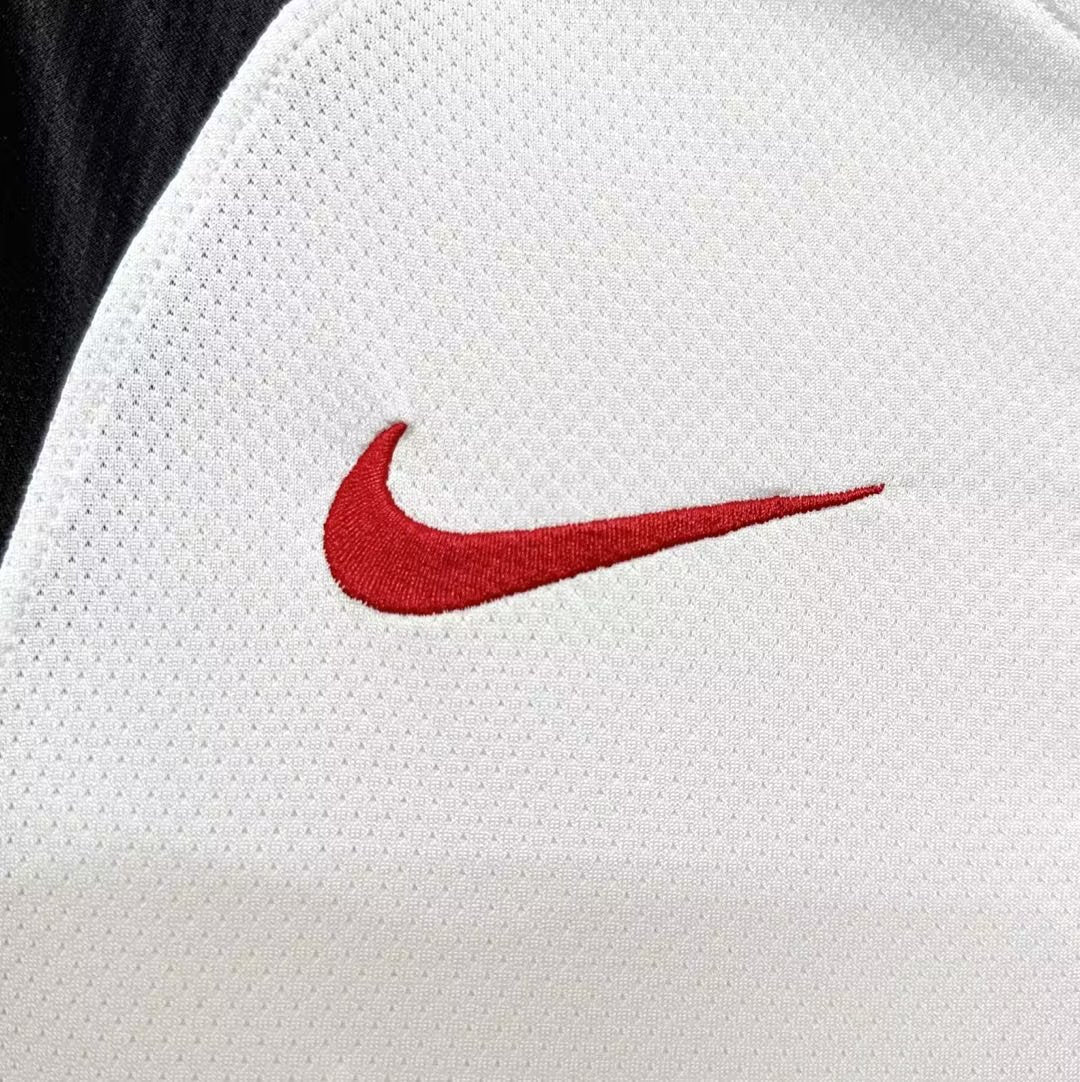 Manchester United Retro 2011/2012 Champions League edition Away (Fan)
