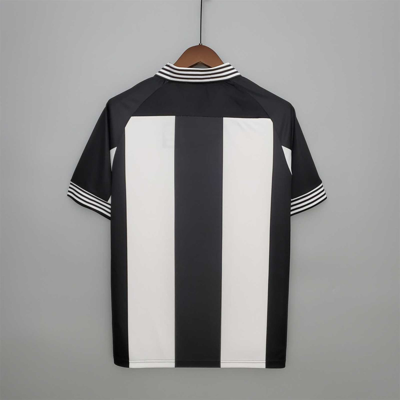 Newcastle Commemorative Edition (Fan)