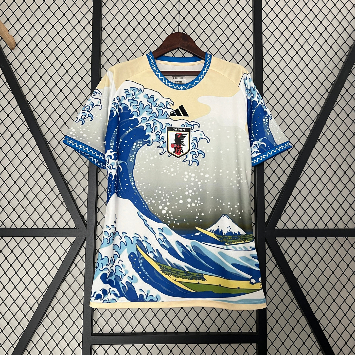 Japan 24/25 Special Edition (Fan)