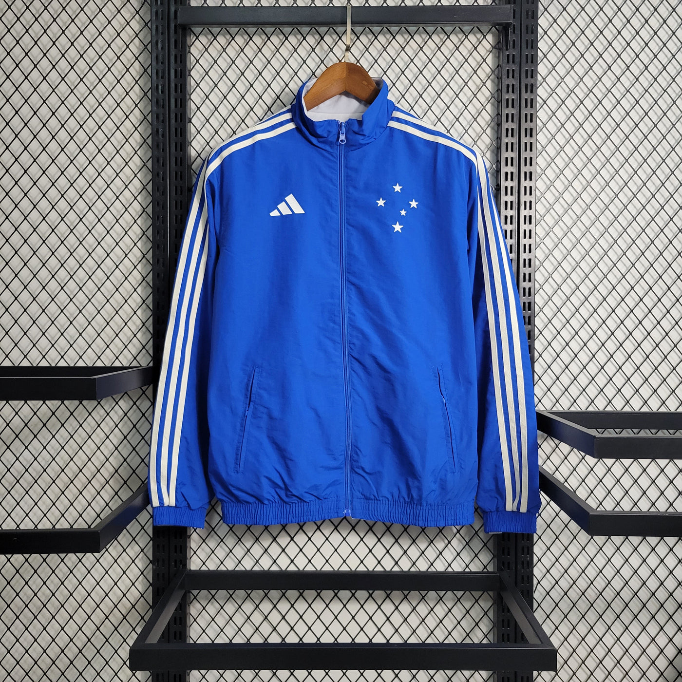 Cruzeiro 23/24 Reversible Windbreaker