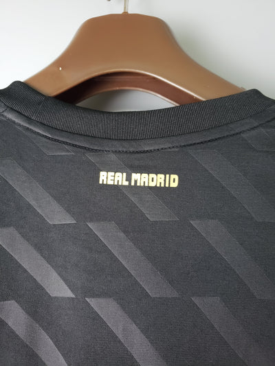 Real Madrid Retro 2012 Black (Fan)