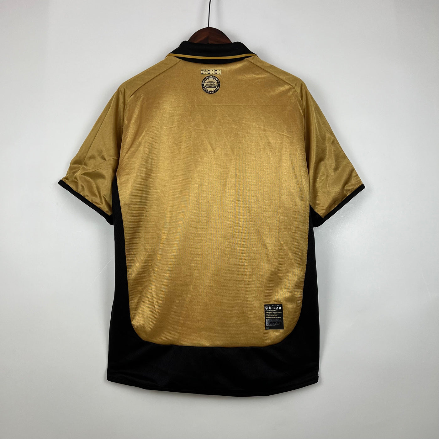 Manchester United Retro 01/02 100th anniversary edition (Fan)