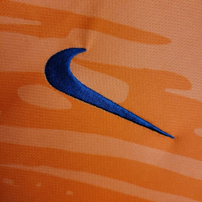 England Euros 24/25 Goalkeeper Orange (Fan), Detail