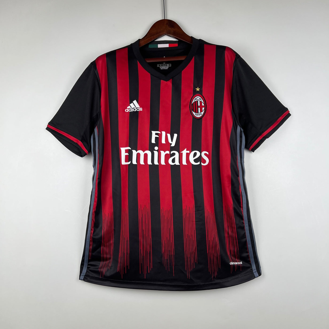 AC Milan Retro 16/17 Home (Fan)