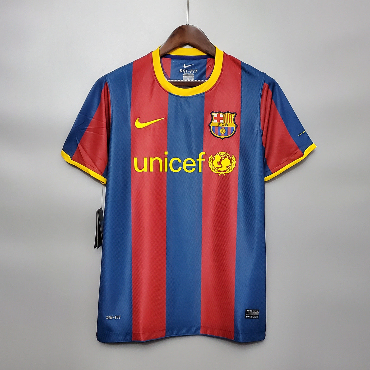 Barcelona Retro 10/11 Home (Fan)