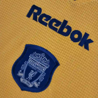Liverpool Retro 2001 Away (Fan)