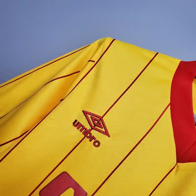 Liverpool Retro 1984 Away (Fan)