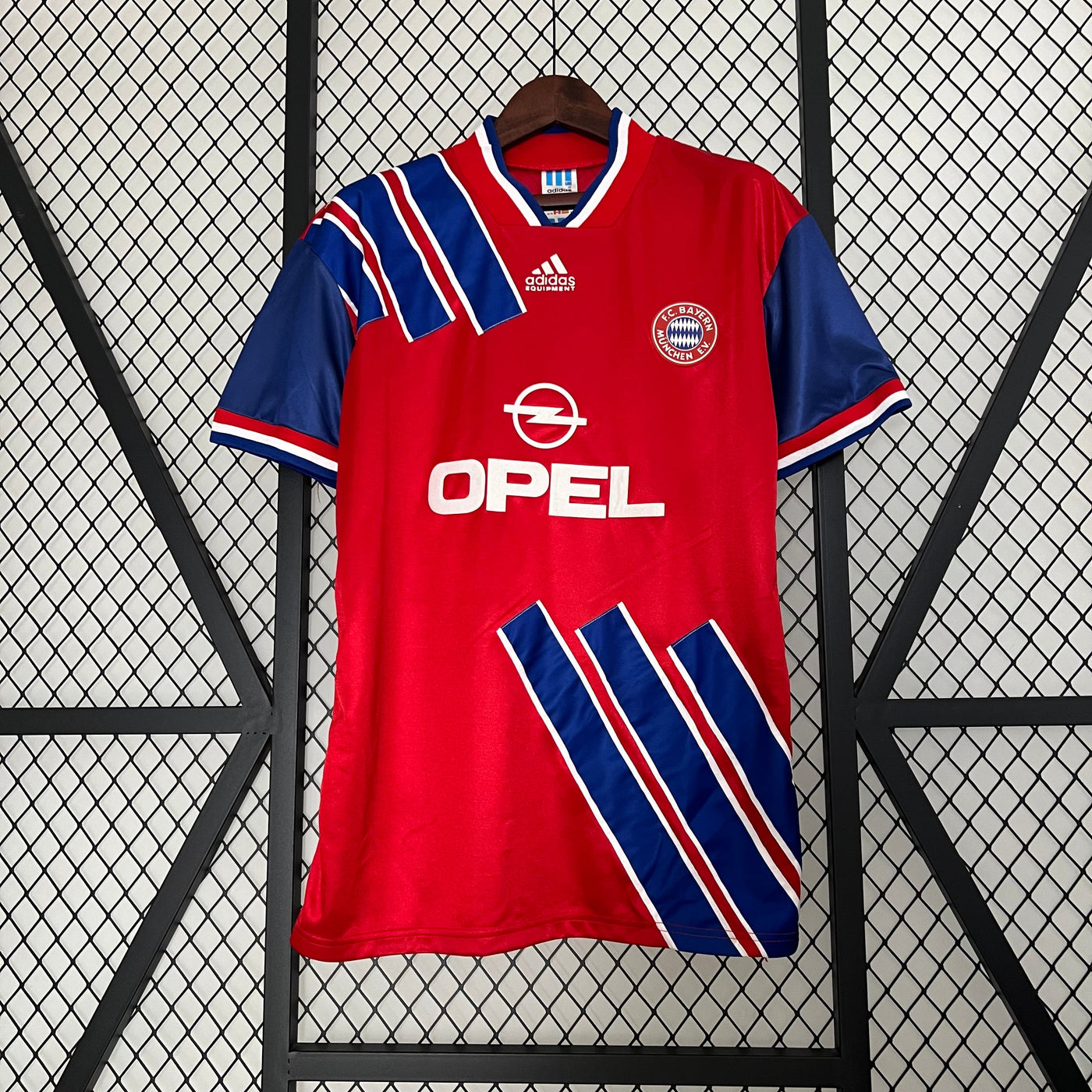 Bayern Munich Retro  93/95 Home (Fan)